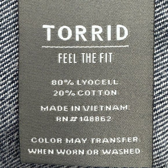 Torrid Denim Trucker Jacket Vintage Tencel Women +3 Medium Wash Blue - Picture 9 of 12